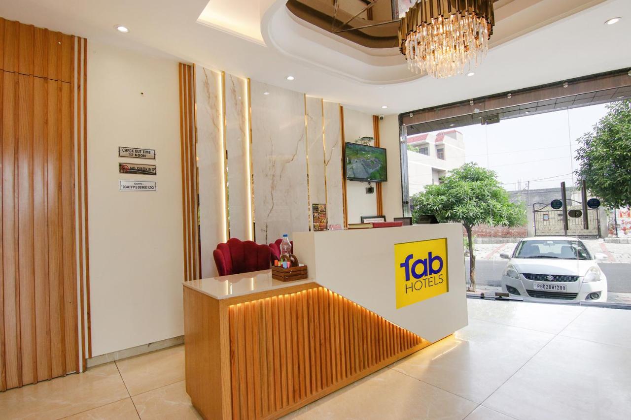 Fabhotel Prime Taj Castle Amritsar Exterior foto